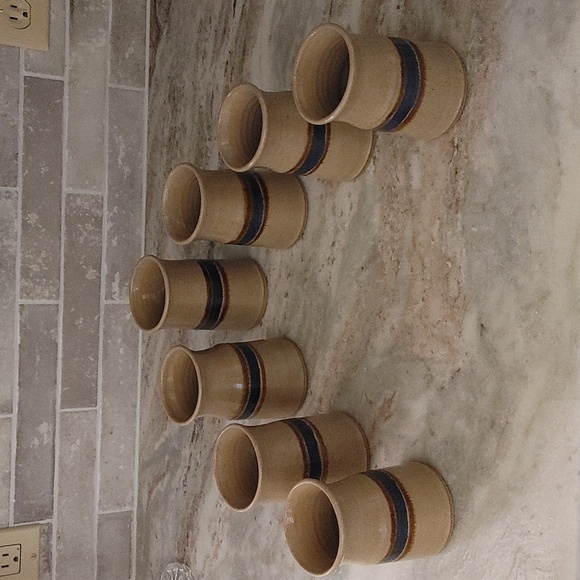 7 Studio Pottery Drinking Vessels 10 oz - Picture 6 of 13